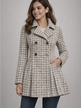 Laundry by Shelli Segal Ivory and Black Tweed Peacoat